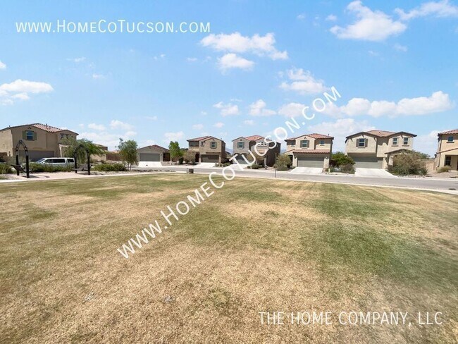 Building Photo - 7540 S Circulo Rio Blanco