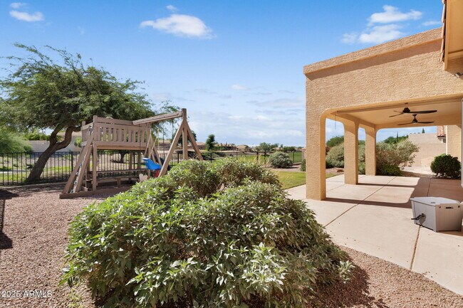 Building Photo - 6245 E Star Valley St