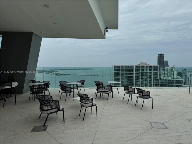 Building Photo - 300 Biscayne Blvd