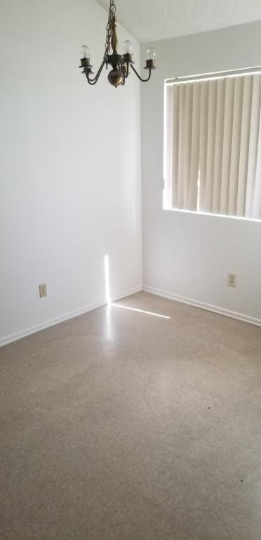 Building Photo - 1647 Orchid Ln