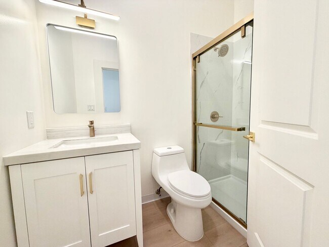 Building Photo - 937-941-941 Hayes St