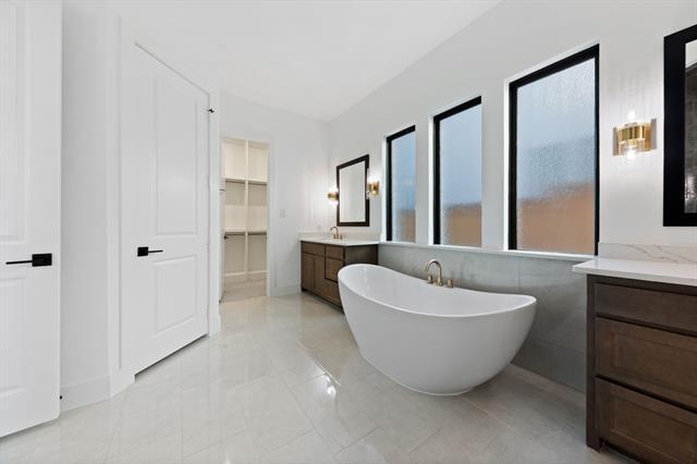 Building Photo - 3801 Lacefield Dr