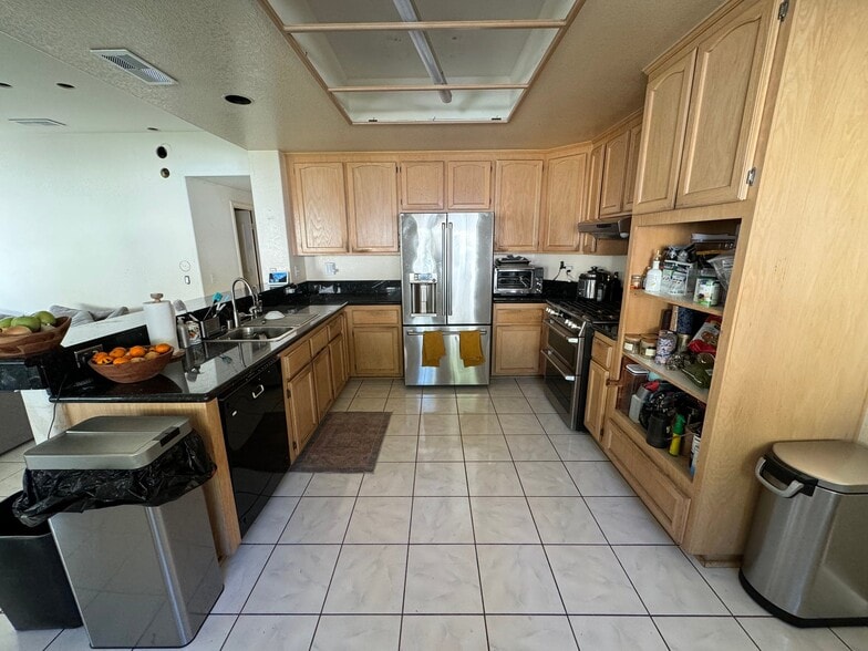 Building Photo - 670 Alagria Pl