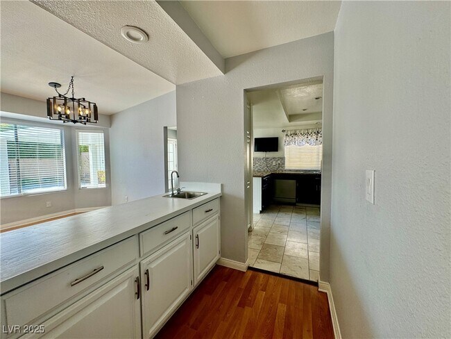 Building Photo - 9009 Feather River Ct