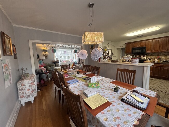 Building Photo - 10-12-12 Webster St