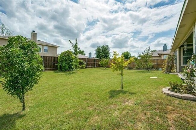Building Photo - 9901 George Bush Dr