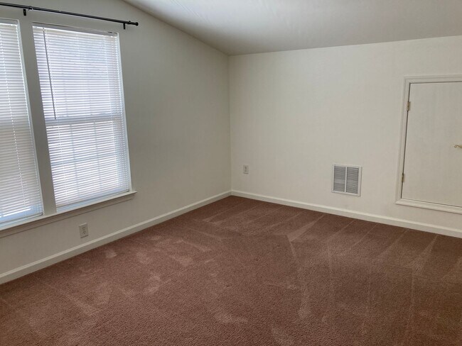 Building Photo - Beautiful 4 Bedroom, 3 Bathroom Single Family Home in the Gated Community of Bulle Rock