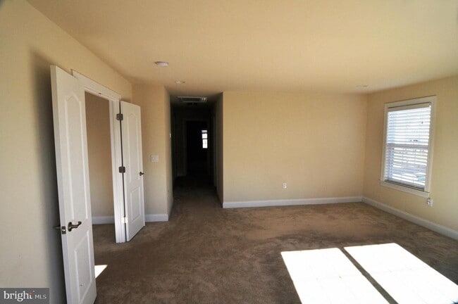 Building Photo - 1417 Stockton Rd