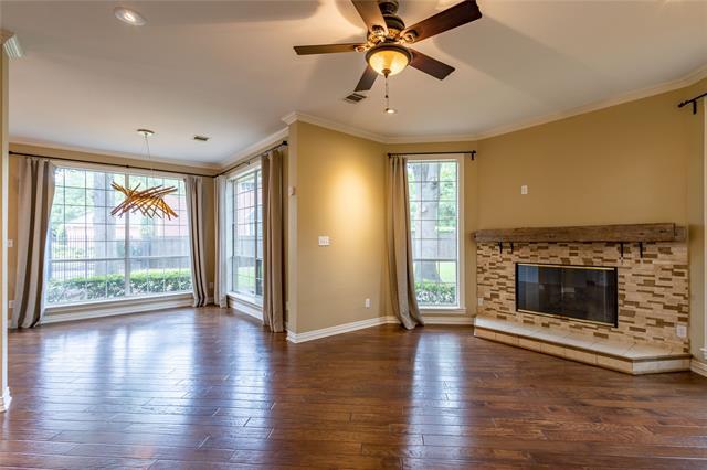 Building Photo - 325 Highland Oaks Cir