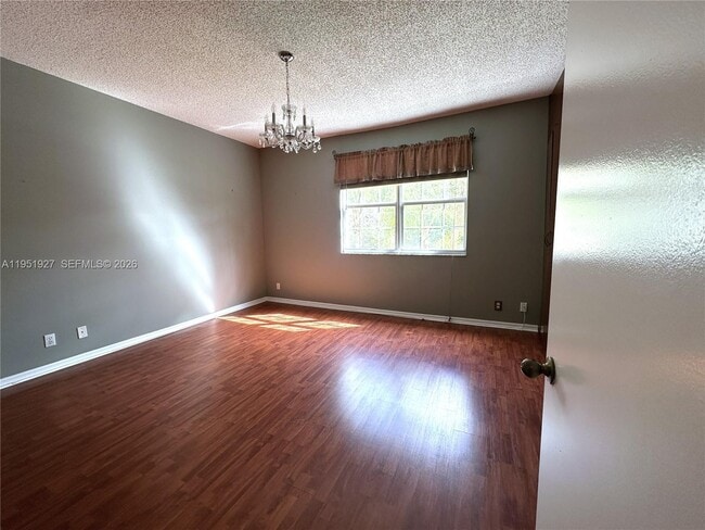 Building Photo - 1402 Veracruz Ln