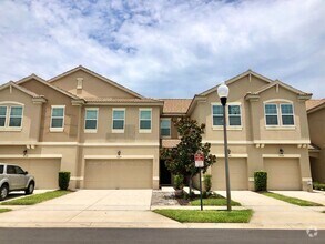 Building Photo - Nice 3/2.5 Two Story Condo in East Orlando!