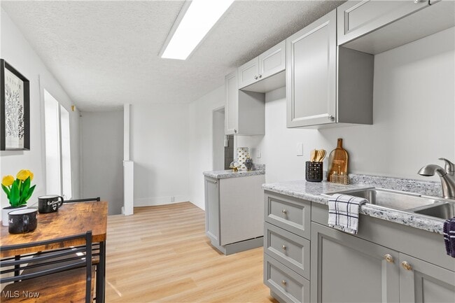 Building Photo - 826 Ashland Ct