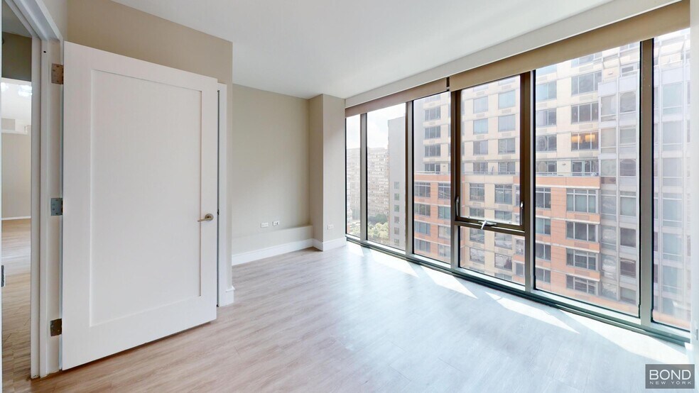 Building Photo - 237 E 34th St