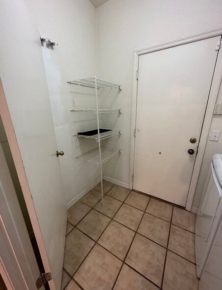 Building Photo - 4700 SW Archer Rd