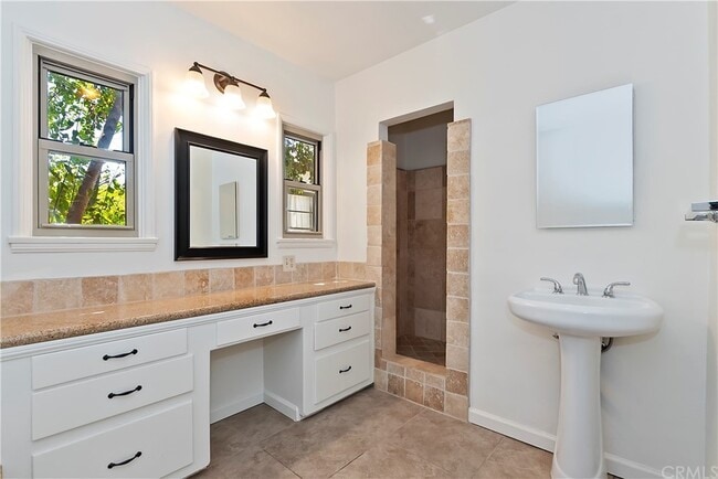 Building Photo - 3495 N Sierra Way