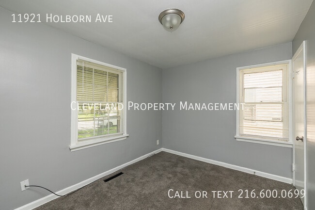 Building Photo - 11921 Holborn Ave