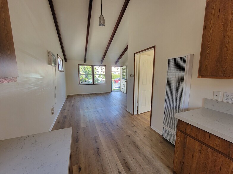 Building Photo - 7249 Allott Ave