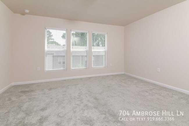 Building Photo - 704 Ambrose Hl Ln