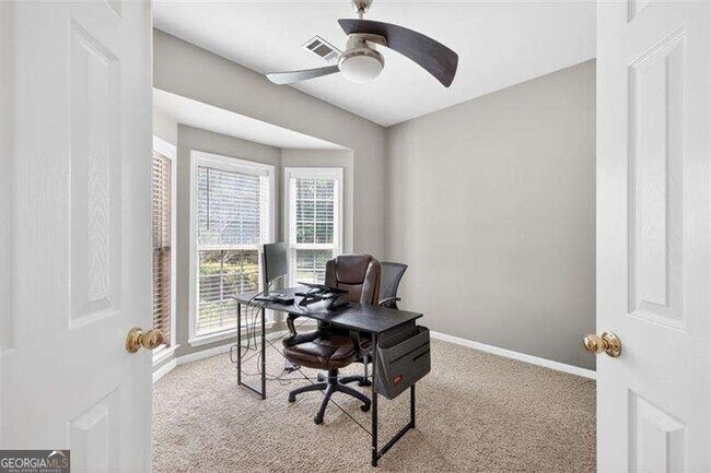 Building Photo - 2865 Stonehenge Ct