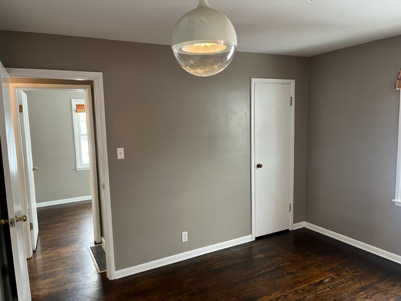 Building Photo - 6602 Michigan Rd