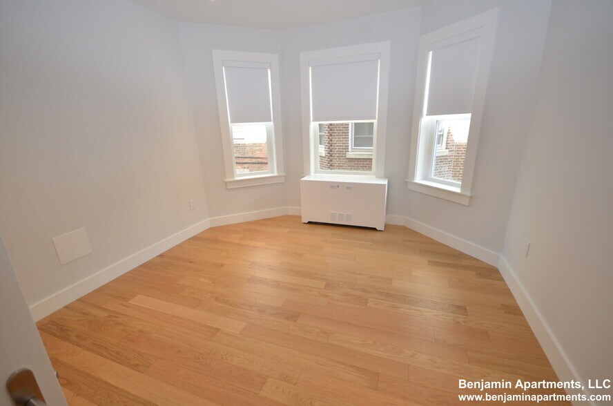 Building Photo - 35 South St