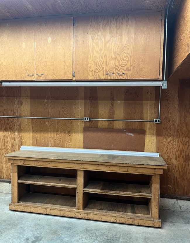 Building Photo - Charming 3-Bedroom Home with Detached Workshop – Move-In Ready!