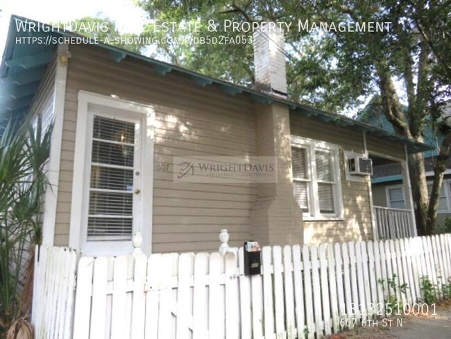 Building Photo - Cozy and quaint 1 bed/1 bath cottage in Do...