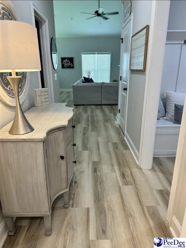 Building Photo - 4008 W Eagle St