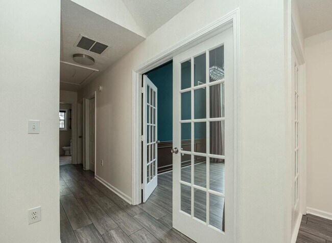 Building Photo - 5377 Fawn Ivey Ln
