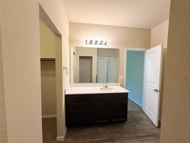 Building Photo - 225 Cibolo Creek Dr