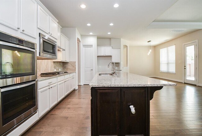 Building Photo - 25106 Sundance Park Ln