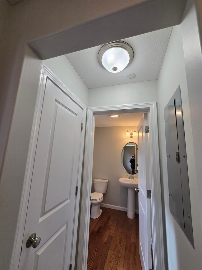 Building Photo - 1-3 Riesling Terrace