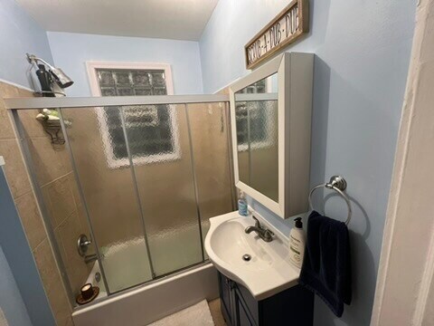 Building Photo - 2522 Howard St NE