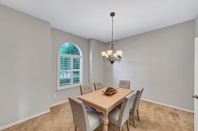 Building Photo - 24514 Cobble Canyon Ln