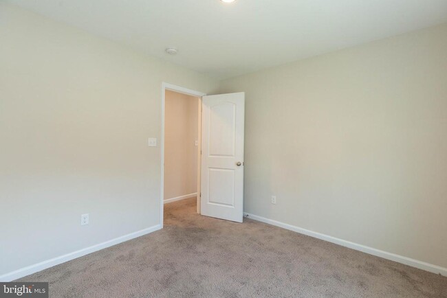 Building Photo - 197 Catch Release Ct