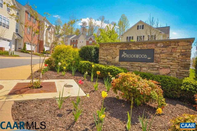Building Photo - 164 Brookwood Dr