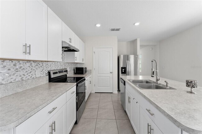 Building Photo - 1874 Wild Rye Way