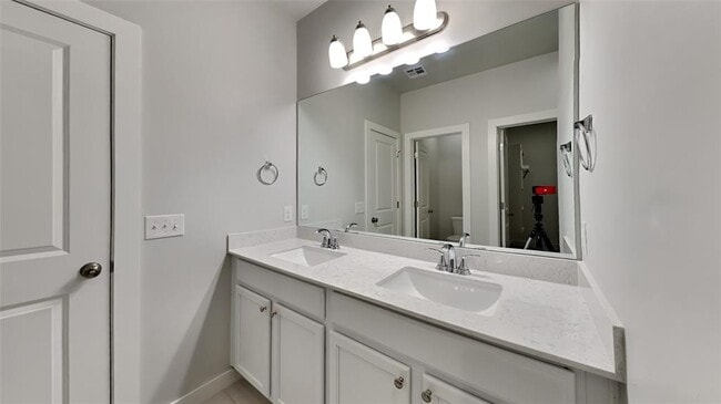 Building Photo - 17141 Lantana Loop