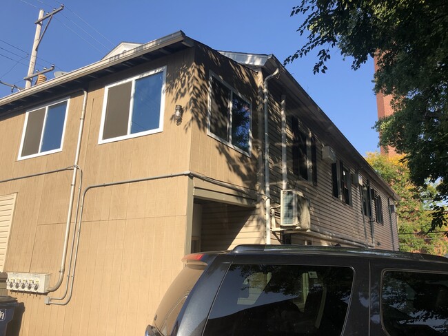 Building Photo - 415 S Harlem Ave