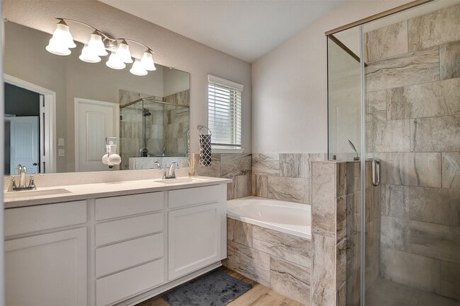 Building Photo - 388 Kendall Crest Dr