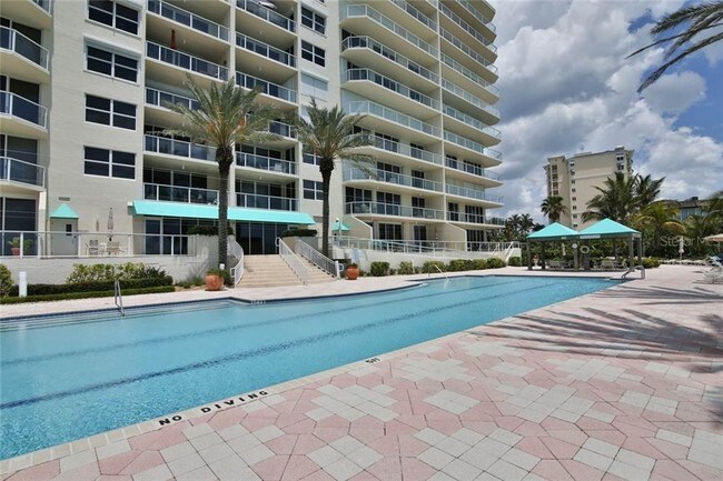 Building Photo - 1800 Benjamin Franklin Dr