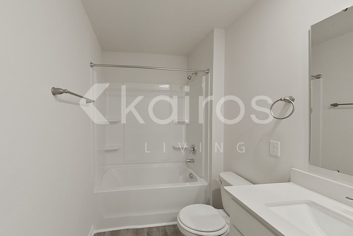 Building Photo - 133 Overstreet Way