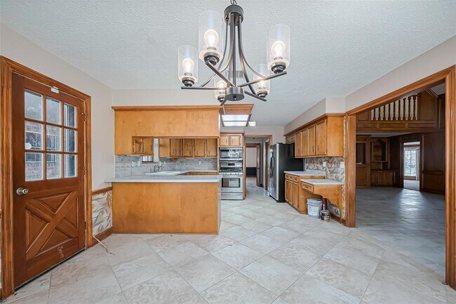 Building Photo - 18307 Champion Forest Dr