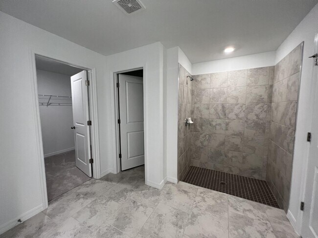 Building Photo - 4263 Villa Rapallo Wy