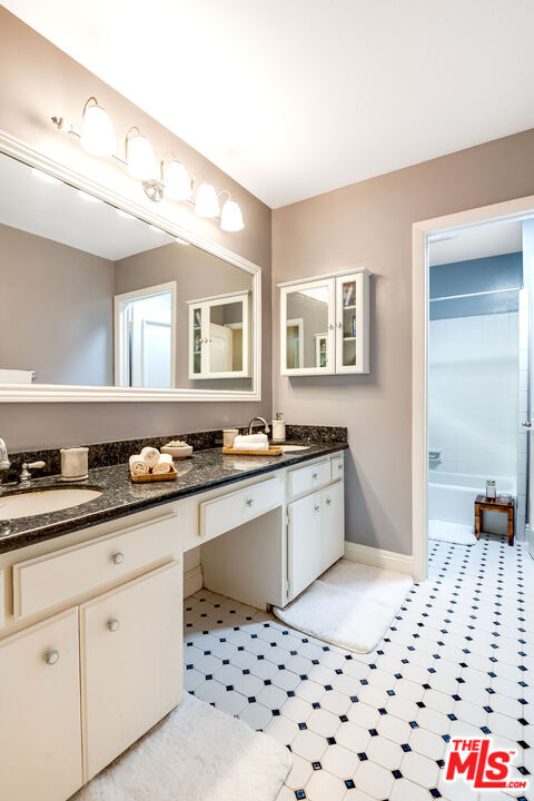 Building Photo - 4443 Saugus Ave