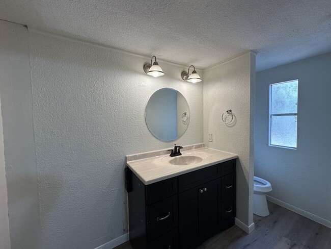 Building Photo - 26518 McIntosh Rd