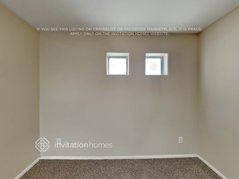 Building Photo - 9232 N 180th Ln