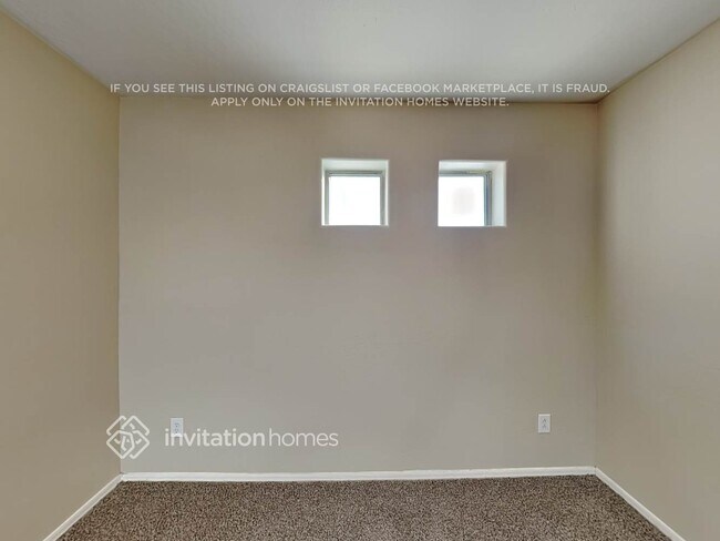 Building Photo - 9232 N 180th Ln