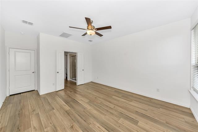 Building Photo - 2600 Starwater Dr