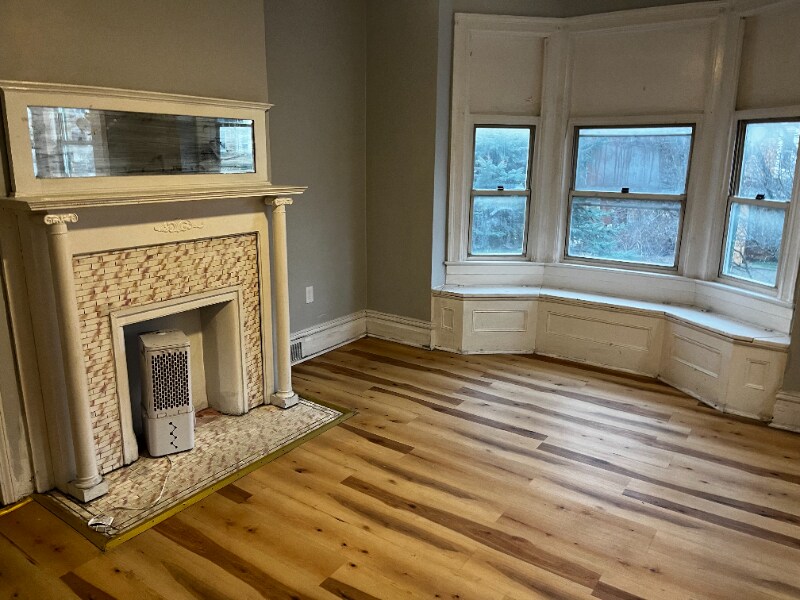 Building Photo - 7138 Race St